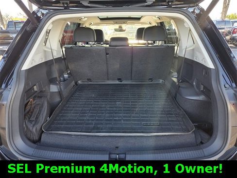 Used 2019 Volkswagen Tiguan SEL Premium w/ 3rd Row Seat Package image 15