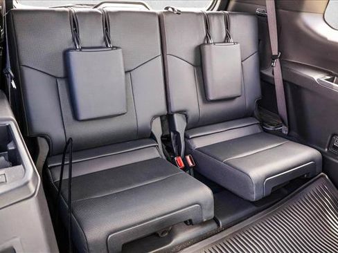 Used 2024 Lexus GX 550 w/ Accessory Package (Z1) AWD/4WD image 27