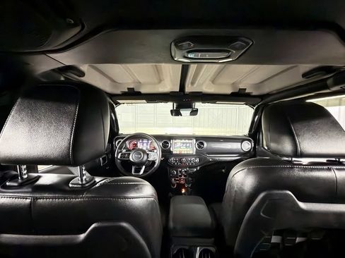 Used 2021 Jeep Wrangler Unlimited Rubicon AWD/4WD image 47