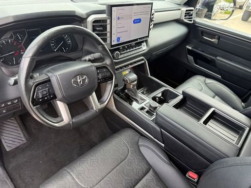 Used 2023 Toyota Tundra Limited AWD/4WD image 9