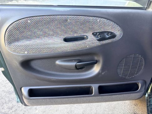 Used 2001 Dodge Ram 1500 Truck 4x4 Quad Cab image 10