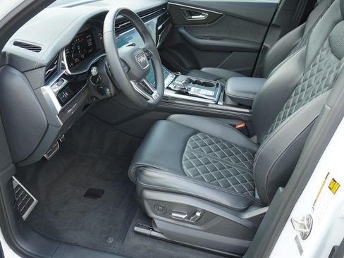 Used 2023 Audi SQ7 Premium Plus AWD/4WD image 13