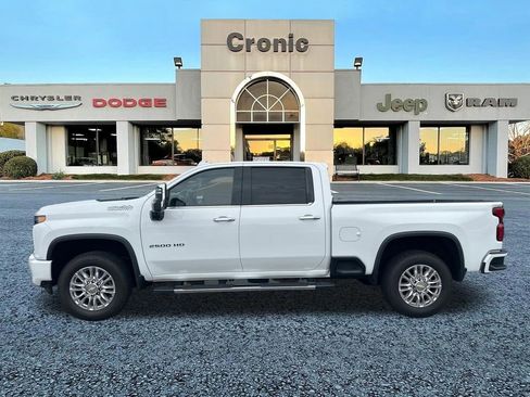Used 2023 Chevrolet Silverado 2500 High Country AWD/4WD image 6