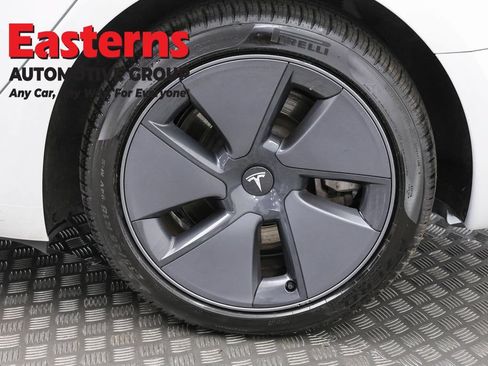 Used 2023 Tesla Model 3 Standard Range RWD image 27
