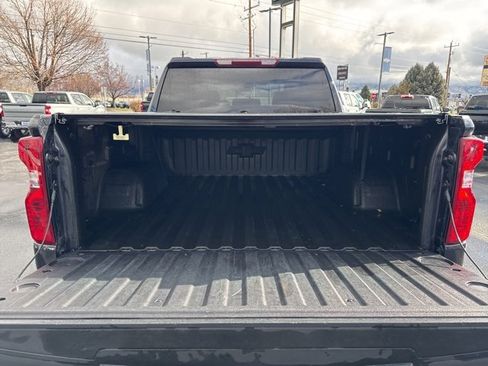 Used 2022 Chevrolet Silverado 1500 Custom image 12