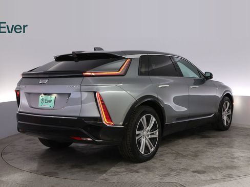 Used 2024 Cadillac Lyriq Tech w/ Driver Assist Package AWD/4WD image 3