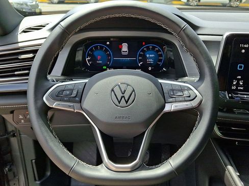 Certified 2025 Volkswagen Atlas Cross Sport SE w/ Black Wheel Package AWD/4WD image 19