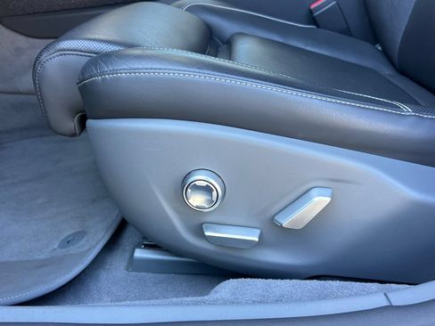Used 2025 Lucid Air Touring AWD/4WD image 14