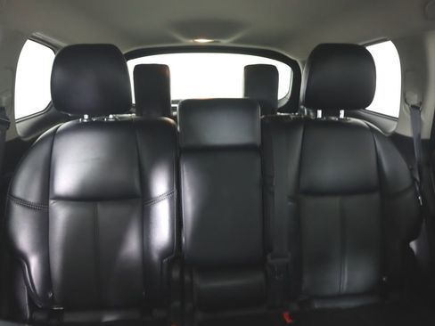 Used 2019 Nissan Pathfinder SL image 31