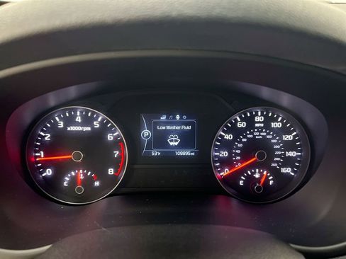 Used 2017 Kia Sportage LX image 12