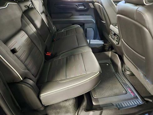 Used 2024 GMC Sierra 1500 AT4X image 18