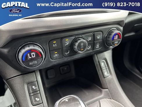 Used 2018 GMC Acadia SLT FWD image 30