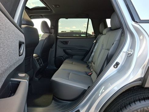 New 2026 Subaru Outback Limited AWD/4WD image 9