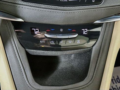 Used 2019 Cadillac XT5 FWD image 15