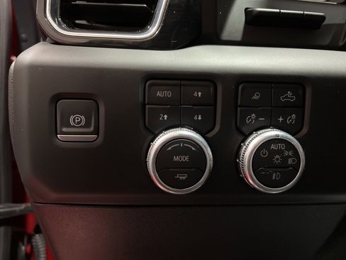 Used 2024 GMC Sierra 2500 Denali w/ Denali Reserve Package image 22