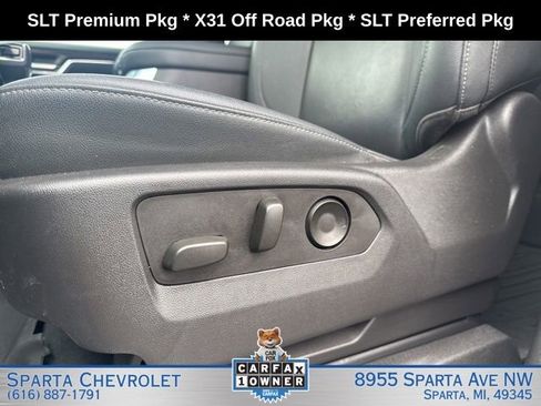 Used 2023 GMC Sierra 1500 SLT w/ SLT Premium Package AWD/4WD image 11