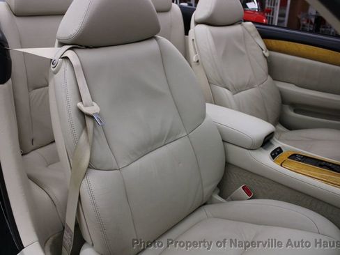 Used 2003 Lexus SC 430 Convertible image 34