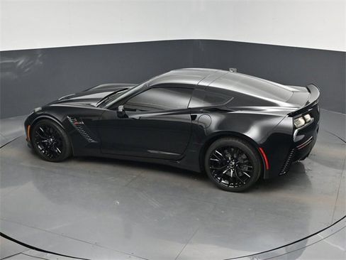 Used 2015 Chevrolet Corvette Z06 w/ 2LZ Preferred Equipment Group image 36