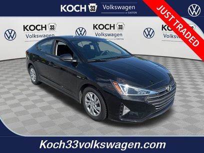 Used 2020 Hyundai Elantra SE w/ Cargo Package (C1)
