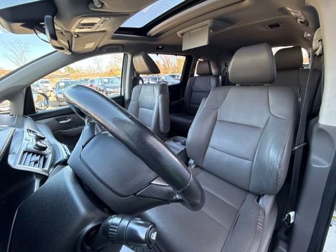 Used 2016 Honda Odyssey Touring image 24