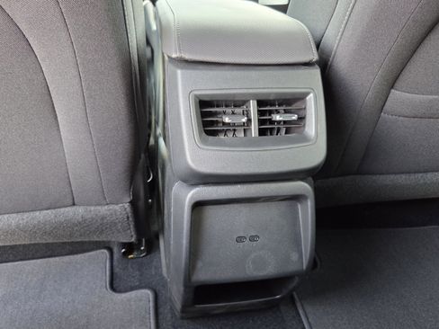 New 2026 Chevrolet Equinox EV LT w/ Midnight Package FWD image 10