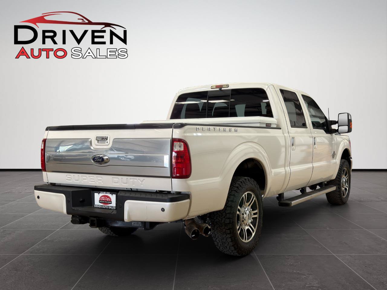Used 2015 Ford F250 Platinum w/ FX4 Off-Road Package AWD/4WD image 7