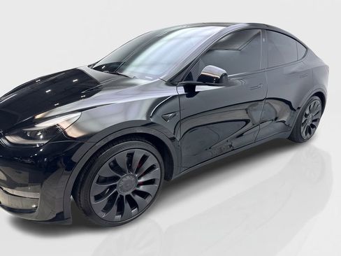 Used 2024 Tesla Model Y Performance AWD/4WD image 11