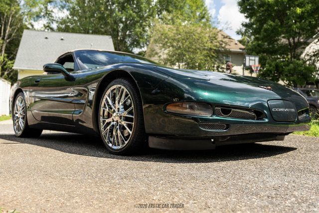 Used 2001 Chevrolet Corvette Convertible w/ Preferred Equipment Group2 RWD image 20