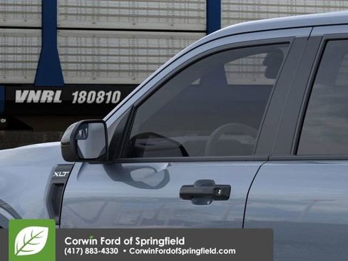 New 2026 Ford Maverick XLT image 25