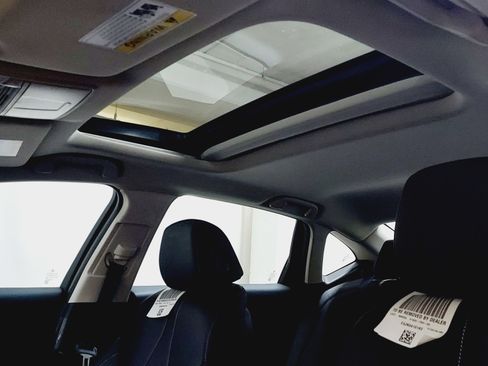 New 2025 Acura TLX w/ Technology Package image 31