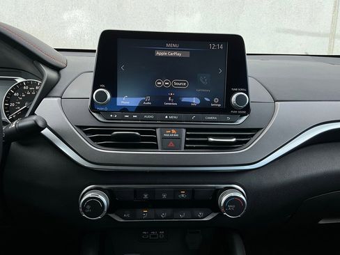 Used 2025 Nissan Altima 2.5 SR image 26