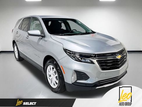 Used 2024 Chevrolet Equinox LT w/ LPO, Floor Liner Package FWD image 5