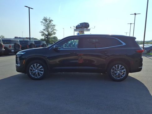 Used 2026 Buick Enclave Preferred FWD image 6