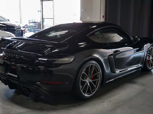 Used 2020 Porsche 718 Cayman GT4 RWD image 7
