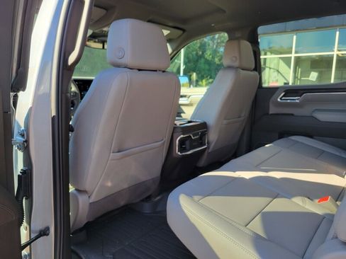New 2026 GMC Sierra 1500 SLT w/ SLT Premium Plus Package image 23