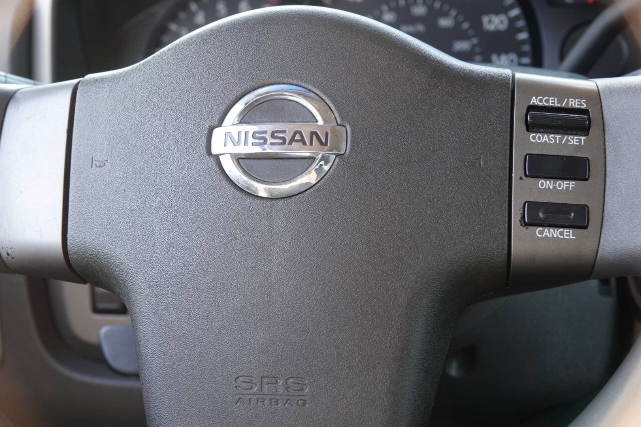Used 2004 Nissan Titan XE w/ (PRF) Preferred Pkg AWD/4WD image 62