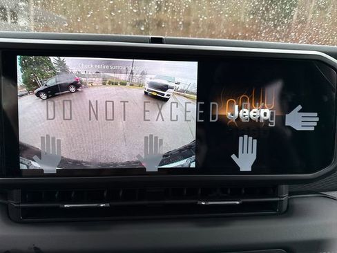 New 2026 Jeep Wrangler Unlimited Rubicon image 24