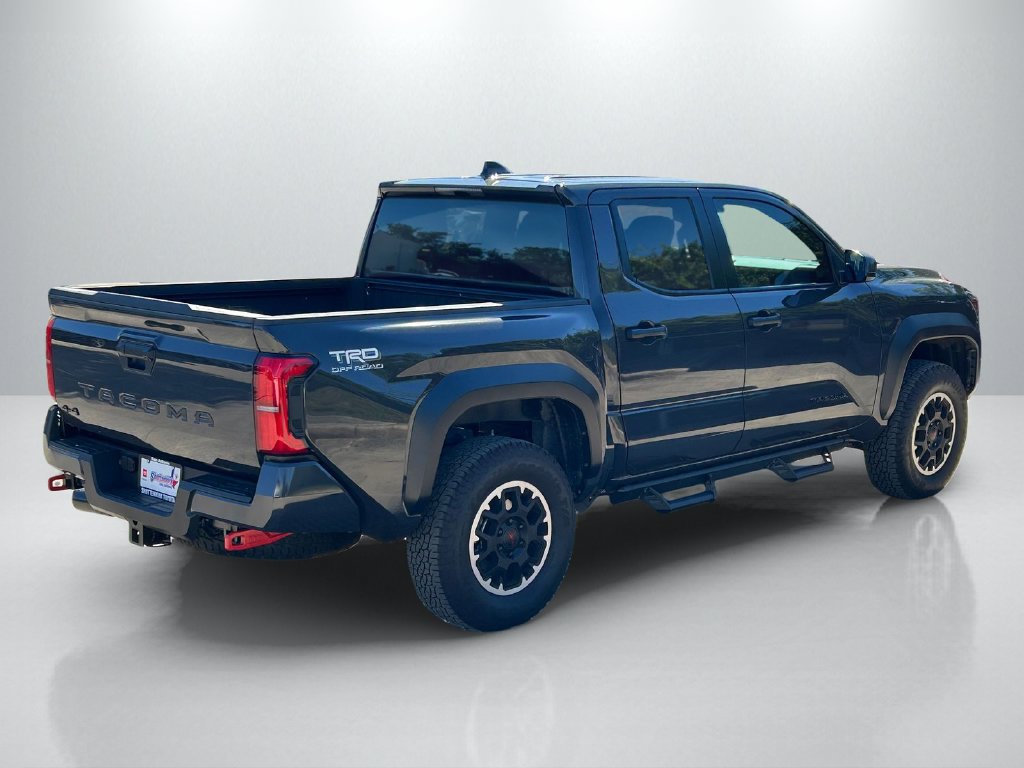 Certified 2026 Toyota Tacoma TRD Off-Road AWD/4WD image 5