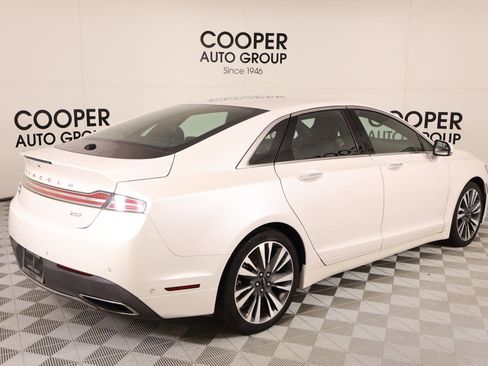 Used 2017 Lincoln MKZ Select w/ Technology Package image 19
