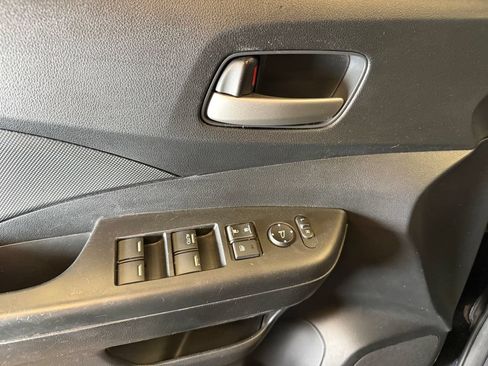 Used 2014 Honda CR-V LX image 17