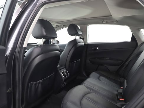 Used 2017 Kia Optima EX w/ Premium Package image 17