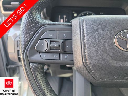 Certified 2025 Toyota Tacoma SR5 image 29