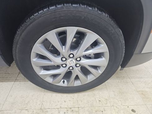 Used 2025 Buick Enclave Preferred image 22