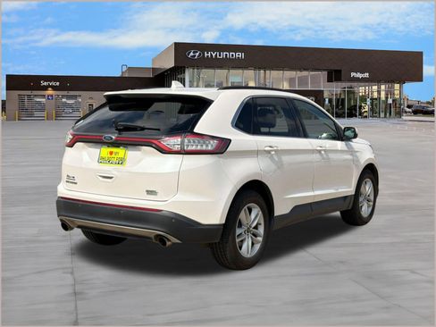 Used 2018 Ford Edge SEL w/ Equipment Group 201A image 9