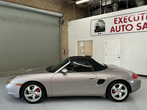 Used 2002 Porsche Boxster S image 19
