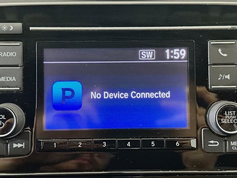 Used 2018 Honda CR-V LX image 21