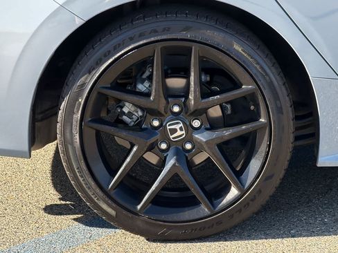 Used 2023 Honda Civic Sport image 19
