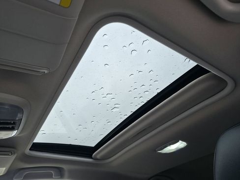 Used 2019 Subaru Crosstrek 2.0i Limited w/ Moonroof Package image 21