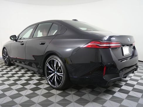 Used 2024 BMW 540i xDrive w/ Executive Package AWD/4WD image 5