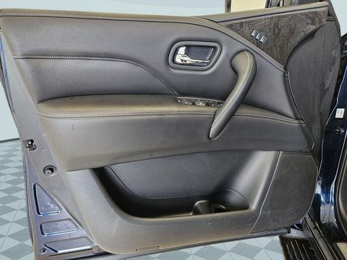 Used 2024 INFINITI QX80 Luxe AWD/4WD image 10